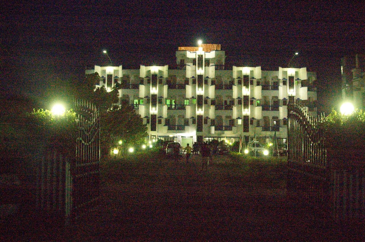 Hotel Deepak Bakkhali Extérieur photo